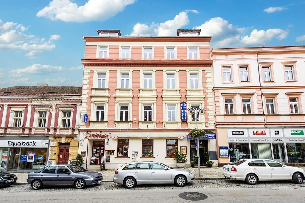 Hotel Tabor Exterior photo